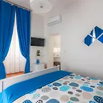 Couette-café Marina Di Ortigia 4*