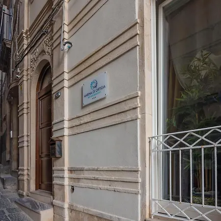 Marina Di Ortigia Bed and Breakfast