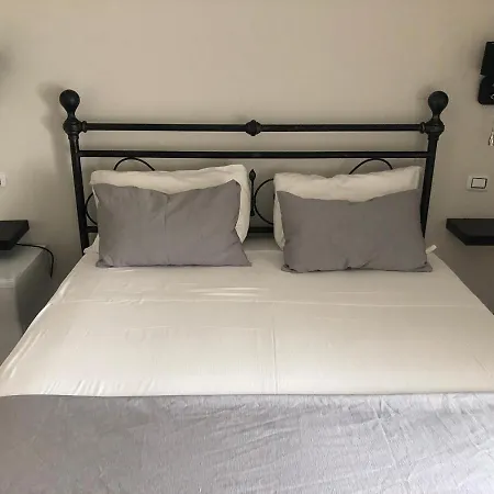 Marina Di Ortigia B&B 시라쿠사