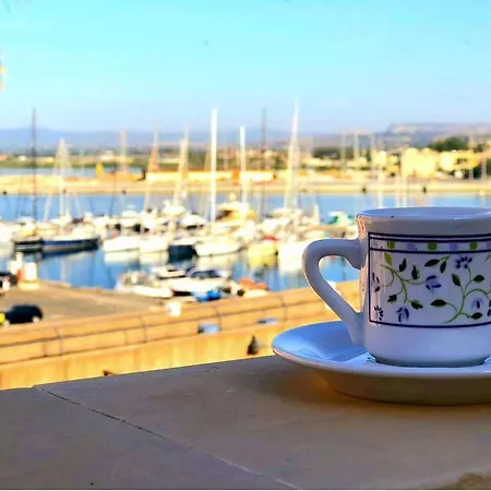 Marina Di Ortigia Syrakus
