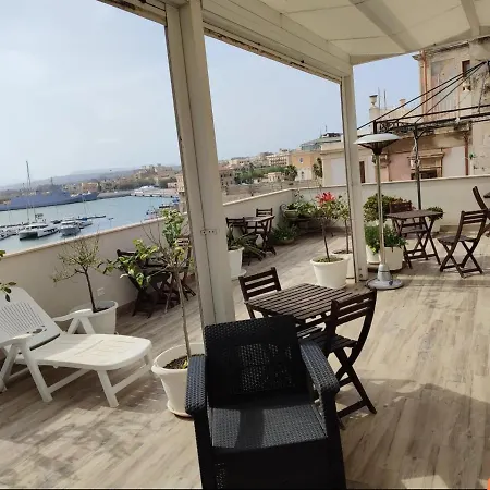 Couette-café Marina Di Ortigia *