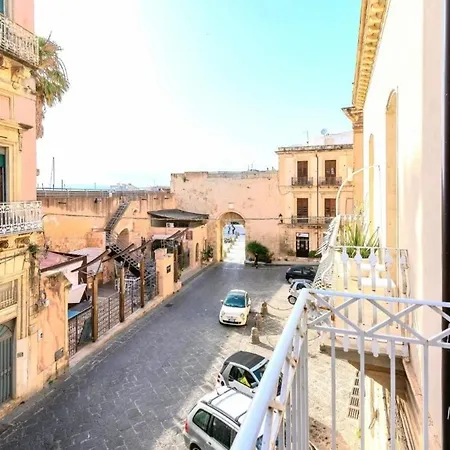 Bed and Breakfast Marina Di Ortigia 4*