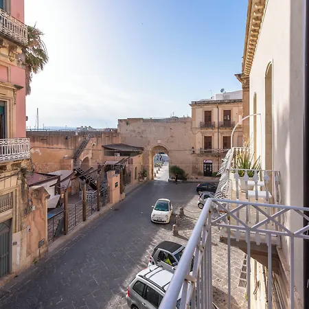 Bed and Breakfast Marina Di Ortigia 4*