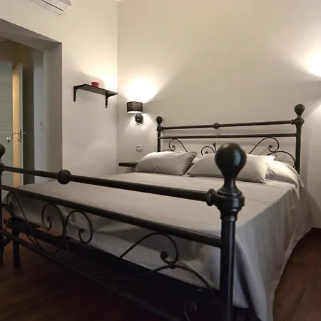 Marina Di Ortigia 锡拉库扎